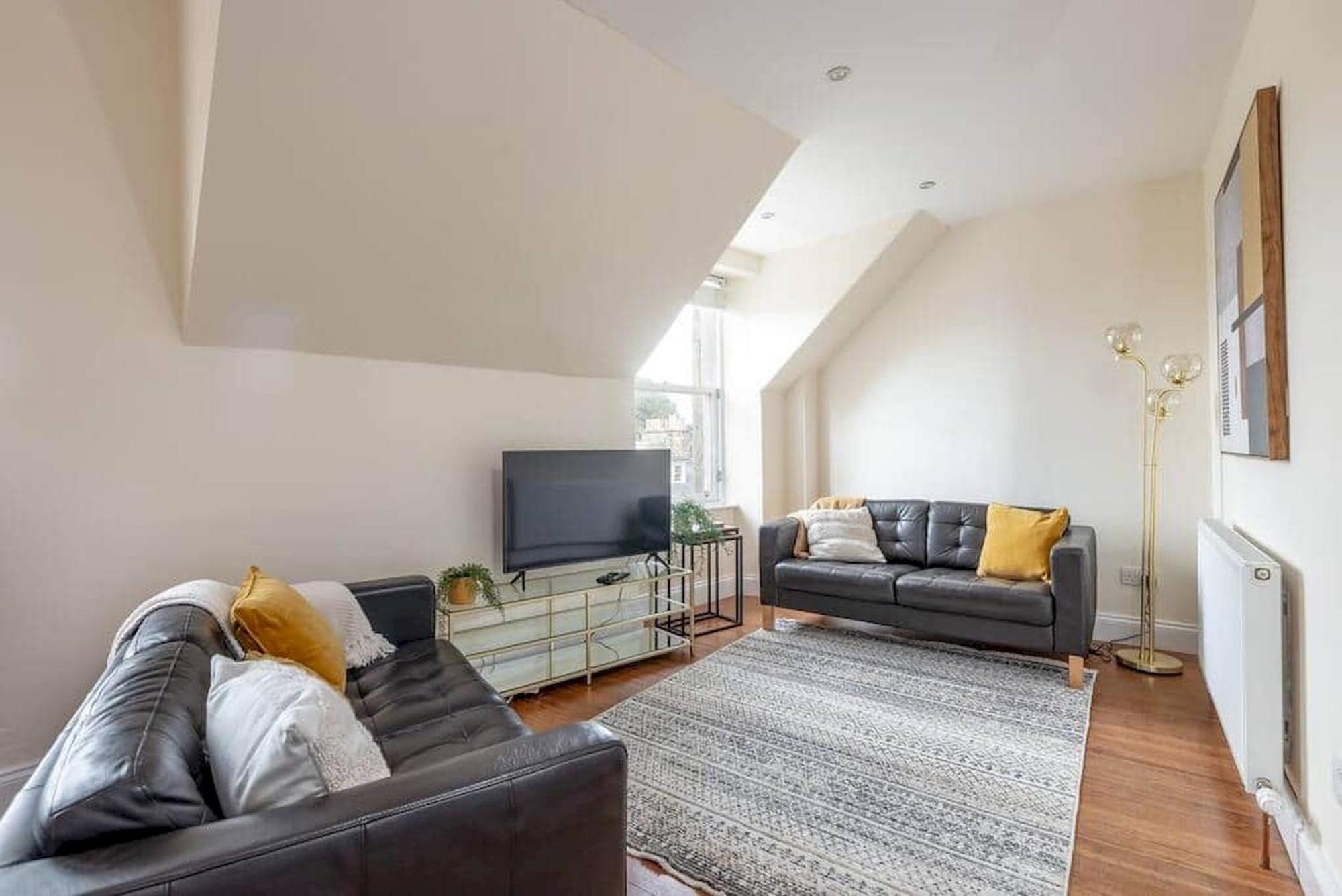 Skye Sands - Alexandra Loft Apartment *